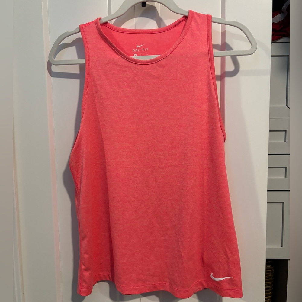 Nike Women's Pink Dri-FIT Tank Top size M